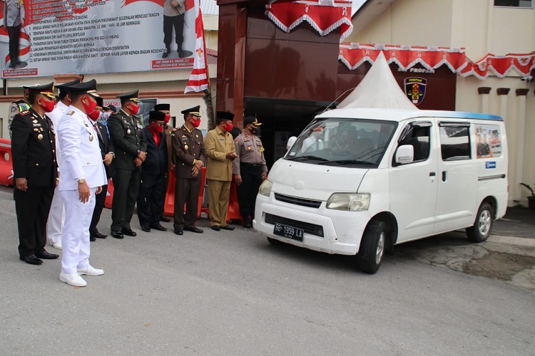 Dandim 0210 TU dan Kapolres Taput, Luncurkan 6 Unit Mobil Internet Gratis