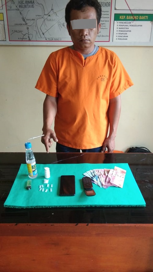 Bhabinkamtibmas Kepenghuluan Bangko Sempurna Polsek Bangko Pusako Beserta Pihak Desa Berhasil Menggagalkan Terduga Satu Orang Pelaku Pada Saat Akan Transaksi Sabu