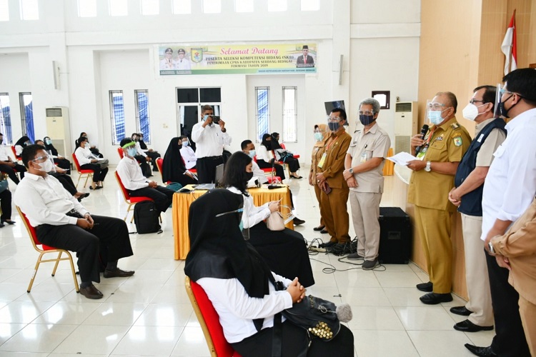 Bupati Sergai Tinjau Pelaksanaan Ujian SKB Penerimaan CPNS Formasi Tahun 2019