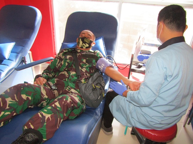 HUT Keuangan AD ke-75, Kudam I/BB Warnai Bakti Sosial 'Donor Darah'