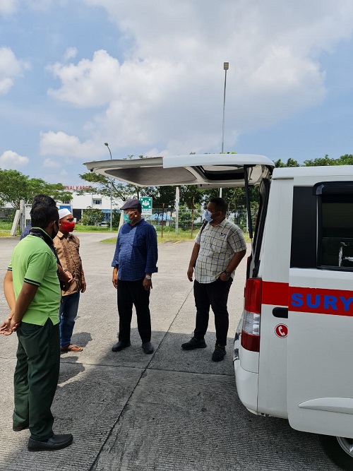 Soekirman Jemput Jenazah Herawati Simbolon TKI di Bandara Kualanamu