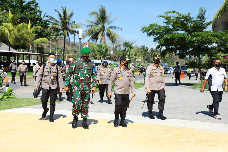 Kabaharkam Polri Cek Langsung Kesiapan Pengamanan dan Infrastruktur Sirkuit Mandalika di Kabupaten Lombok Tengah NTB