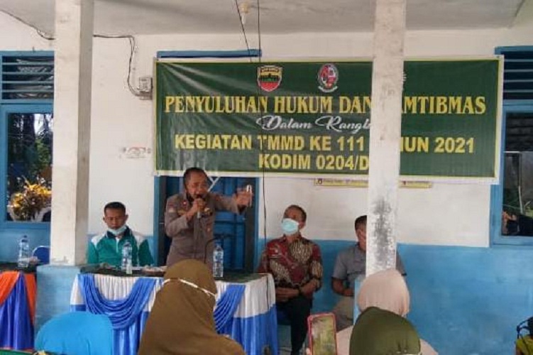 Penyuluhan Kamtibmas Satgas TMMD Kodim 0204/DS, Wujudkan Warga yang Sadar Hukum
