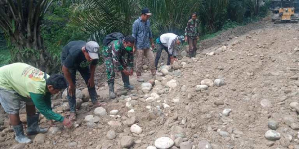 Semangat Gotong Royong TMMD ke-111 Kodim 0204/DS Harus Terus Dipelihara