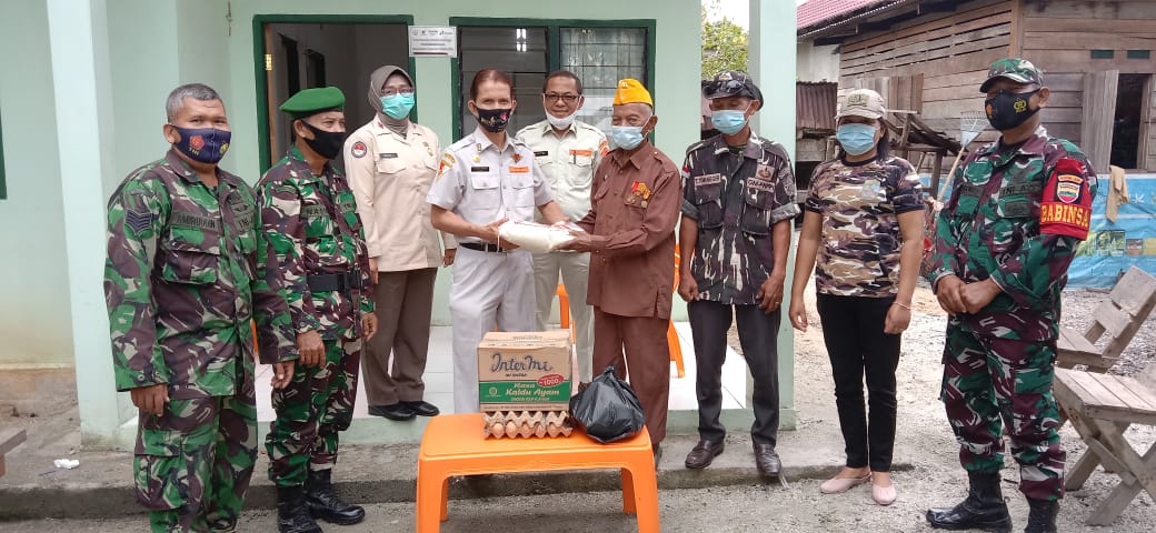 Para Veteran merasa bersyukur dapat bantuan tali asih dari Kababinminvetcaddam I/BB