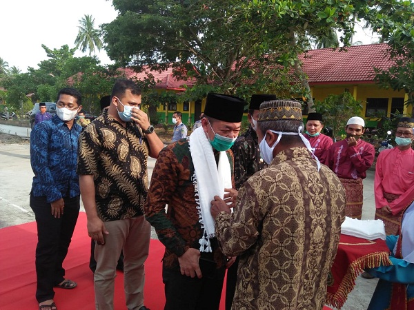 Hadiri Upah-upah di MAN I Rohil, Afrizal Sintong - H Sulaiman Sangat Peduli Pendidikan