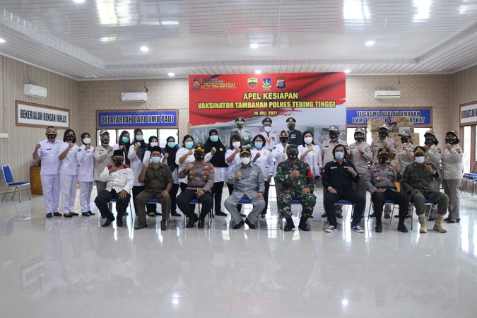 Kapolda Sumut, Irjen Pol. R. Z. Panca Putra, S. M.Si Pimpin Apel Kesiapan Vaksinator Tambahan Secara Virtual