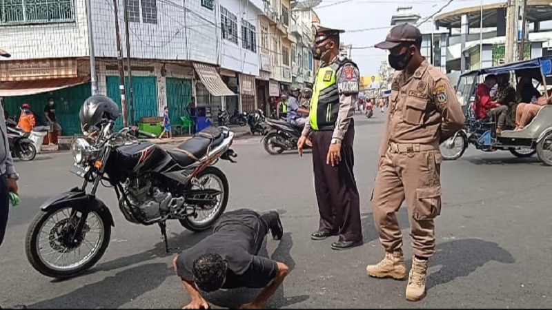 Polsek Padang Hilir Gelar Rajia Penggunaan Masker Antisipasi Penyebaran Covid-19