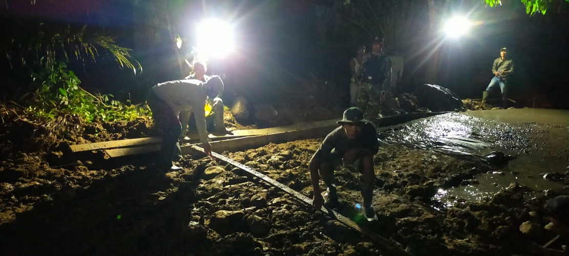 Siang Malam Dikebut, Progres Pembuatan Jalan Rigid Beton Terus Meningkat