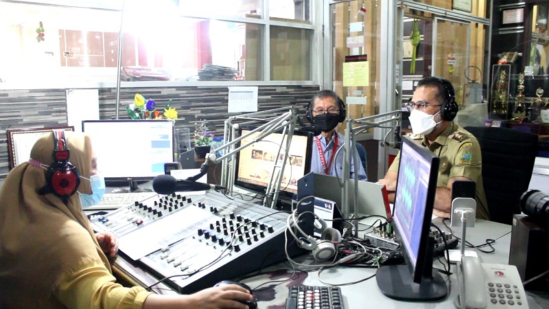 Wagubsu di Radio Kardopa, Harapkan Masyarakat Patuhi Prokes