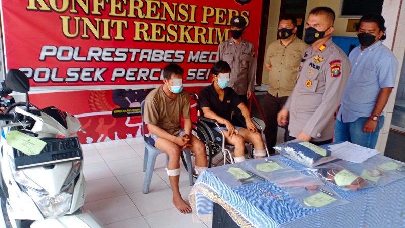 AKP Janpiter Napitupulu Pimpin Konferensi Pers Kedua Tersangka 10 Kali Beraksi Diterjang Peluru