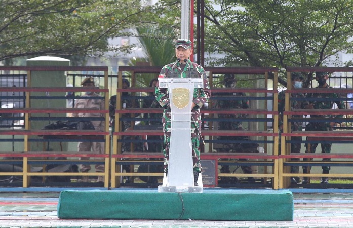 Pangdam XII/Tpr Berikan Pengarahan kepada Prajurit dan PNS