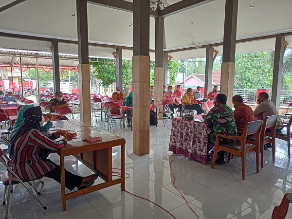 Rakor Evaluasi Vaksinasi Covid-19 Dihadiri oleh Peltu Dedy