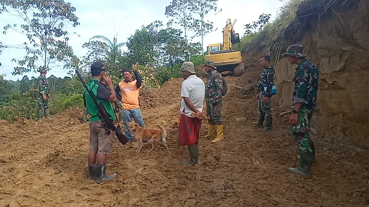 Lima Hari Berjalan, Pembangunan Jalan TMMD 112 di Phakpak Barat Capai Hasil 3860 Meter