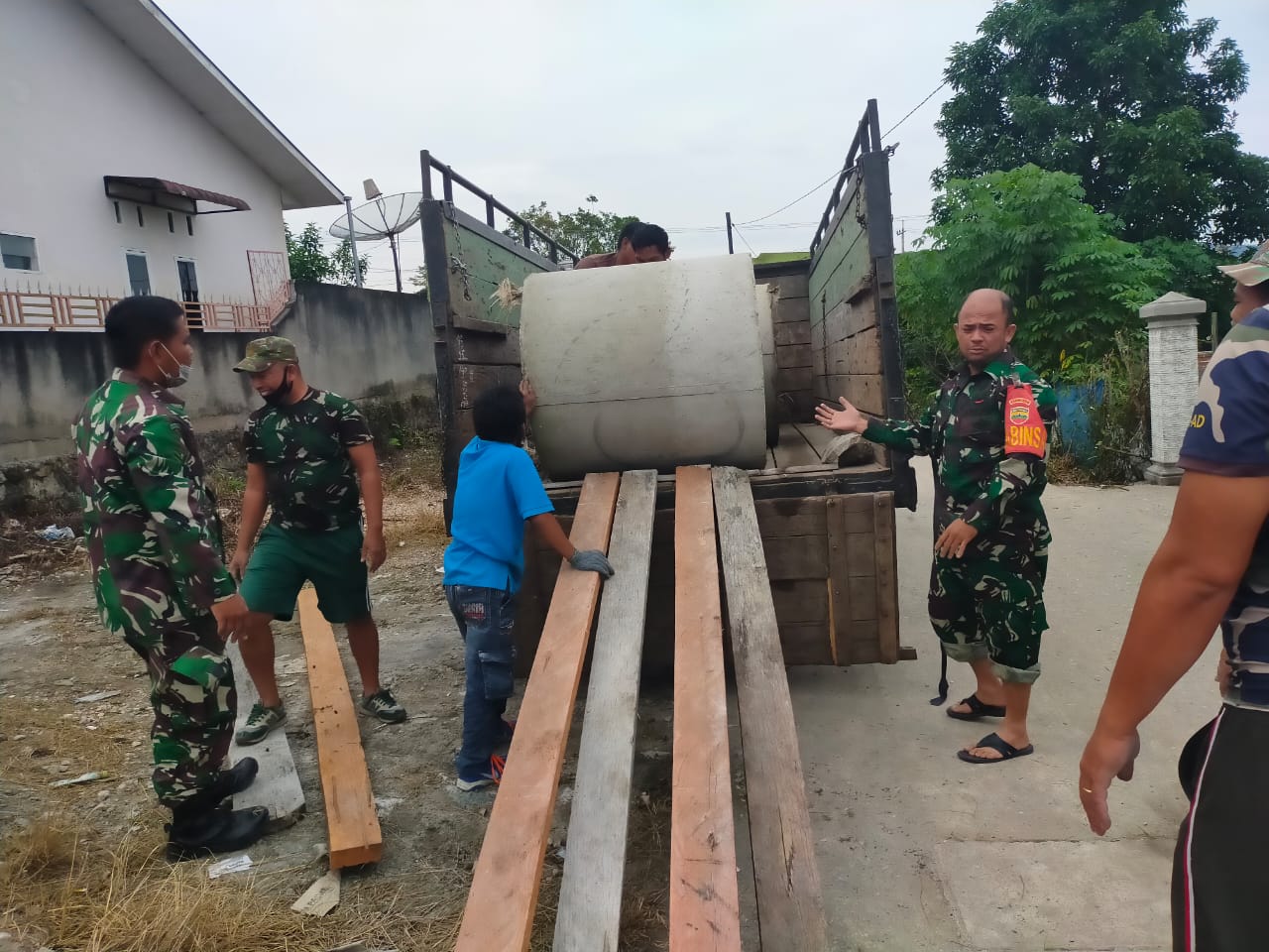 Gorong - gorong Bulat Mulai Didistribusikan ke Lokasi TMMD 112 Kodim 0206/Dairi