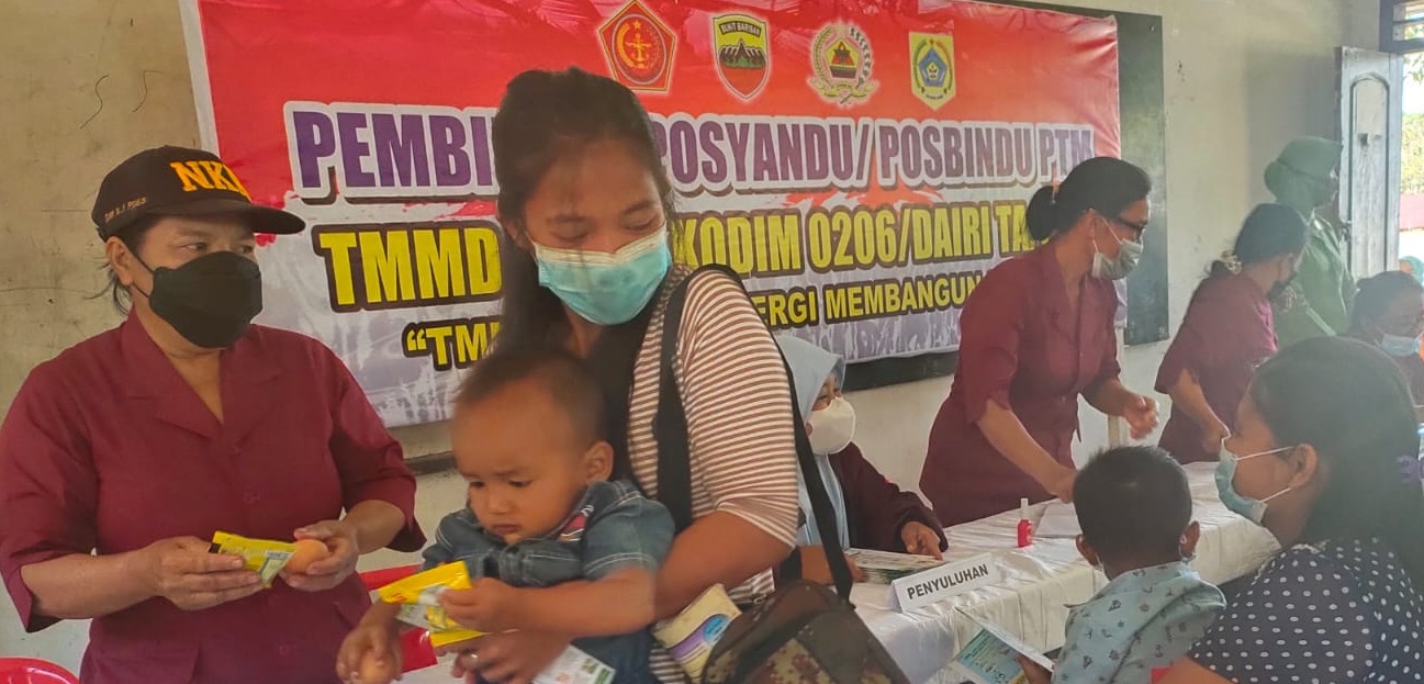 Salah Satu Kegiatan Non Fisik TMMD 112 Kodim 0206/Dairi Adalah Penyuluhan Kesehatan 100%