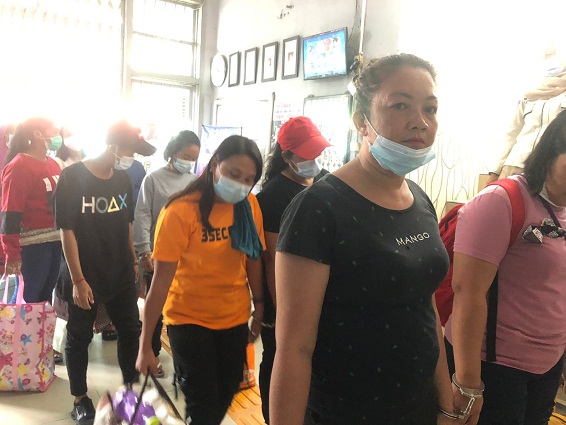 Dibantu Pengawalan Ketat TNI Polri, Rutan Perempuan Medan Pindahkan 20 Narapidana