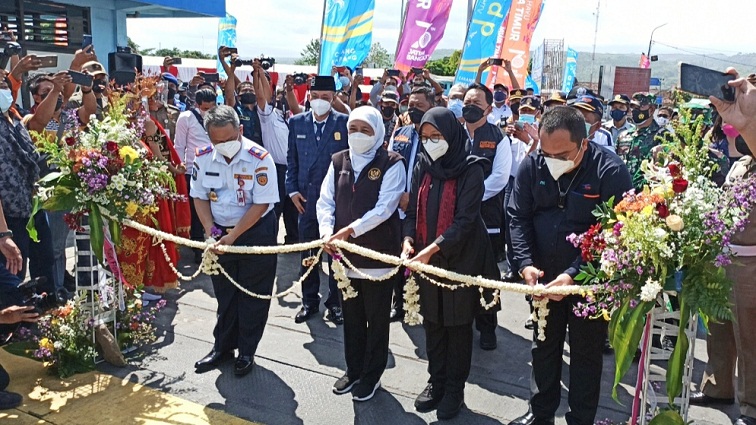Komandan Pangkalan TNI-AL Banyuwangi Hadiri Peresmian Dermaga Movable Bridge IV/MB IV