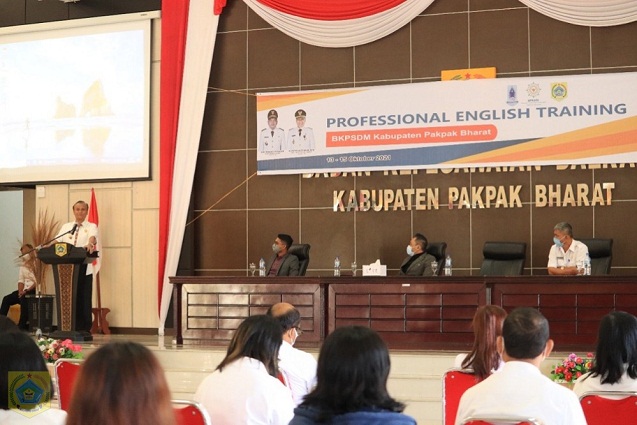 Pemkab Pakpak Bharat Mengfasilitasi Pelaksanaan "Pelatihan Professional English Training"