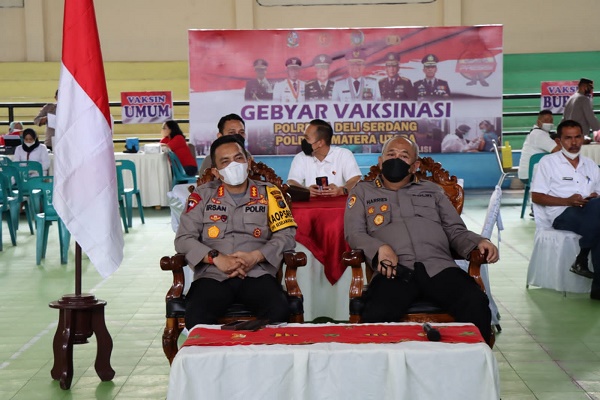 Dukung Program Pemerintah Polresta Deli Serdang Terus Gelar Akselerasi Percepatan Vaksinasi