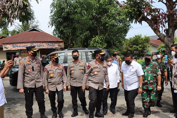 Percepat Vaksinasi, Kapoldasu Pantau Vaksinasi Polresta Deli Serdang