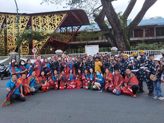 DPD Satgas Ampi Kota Medan Bekerjasama dengan CMF Membagikan Takjil