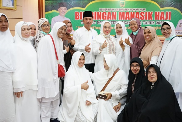 Tutup Manasik Tingkat Kabupaten, Bupati Rohil Sebut Akan Berikan Pelayanan Maksimal