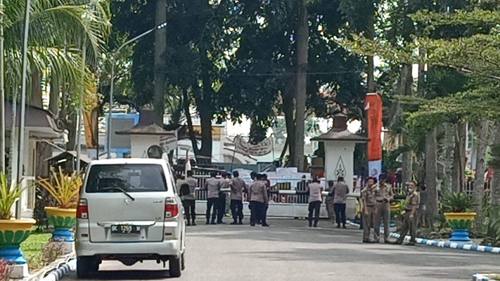 Polresta Deli Serdang Laksanakan Pengamanan Aksi Unras