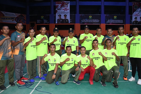 Tim Macan Gabungan Kodam I/BB Juara I Pertandingan Badminton TNI-Polri Bhayangkara Cup