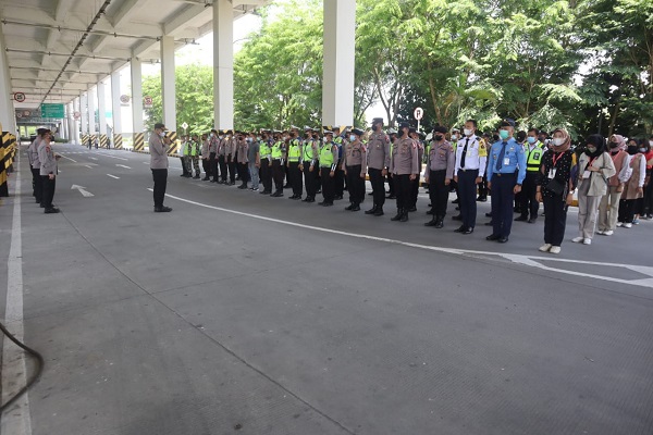 Polresta Deli Serdang Melaksanakan Pengamanan Kedatangan Delegasi W-20