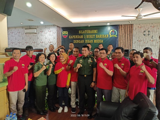 Bangun Soliditas Publikasi, Kapendam I/BB Mengajak Insan Media Coffee Morning