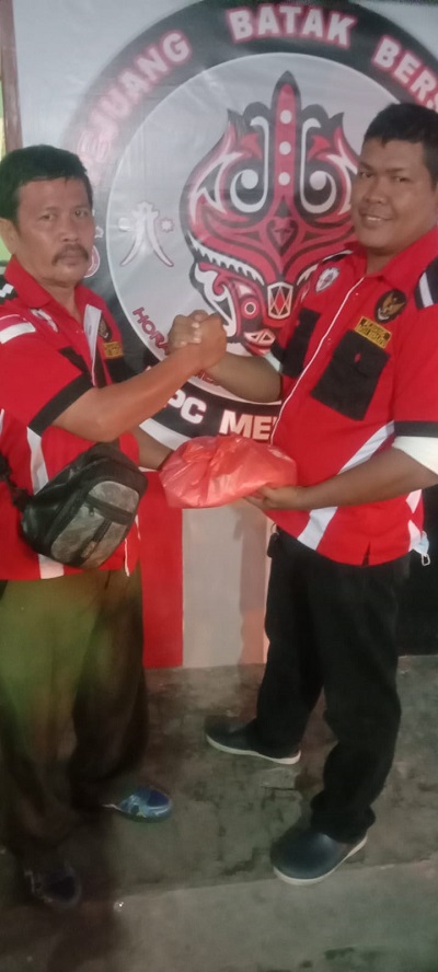 HUT RI ke-77 DPC Pejuang Batak Bersatu Medan Kota Adakan Aksi Sosial