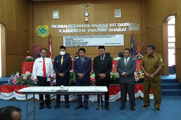 Sidang Paripurna DPRD PB dengan Agenda Pengesahan Ranperda LKPJ 2021 Berjalan Lancar