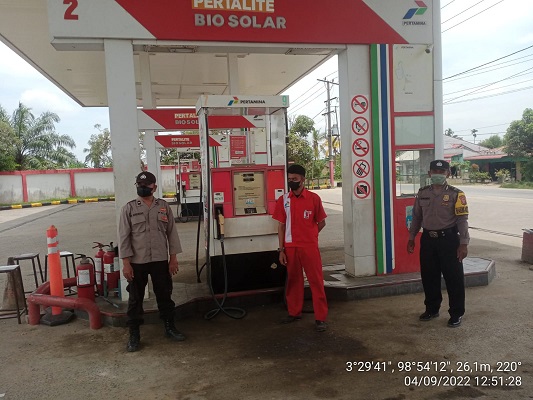 Pastikan Kamtibmas Kondusif, Polsek Lubuk Pakam Melaksanakan Patroli ke SPBU
