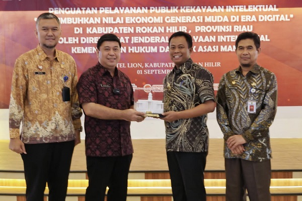 Wabup Rohil Menghadiri Acara Penguatan Pelayanan Publik Kekayaan Intelektual oleh Kemenkum Ham RI