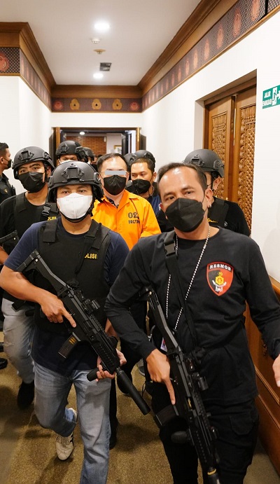 Bos Judi Online Apin BK Akhirnya Menyerahkan Diri