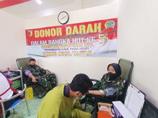 Kodim 0808Blitar Menggelar Bakti Sosial Donor Darah