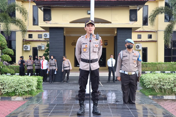 169 Personel Gabungan TNI-Polri dan Satpol PP Lakukan Pengamanan Ibadah Malam Natal