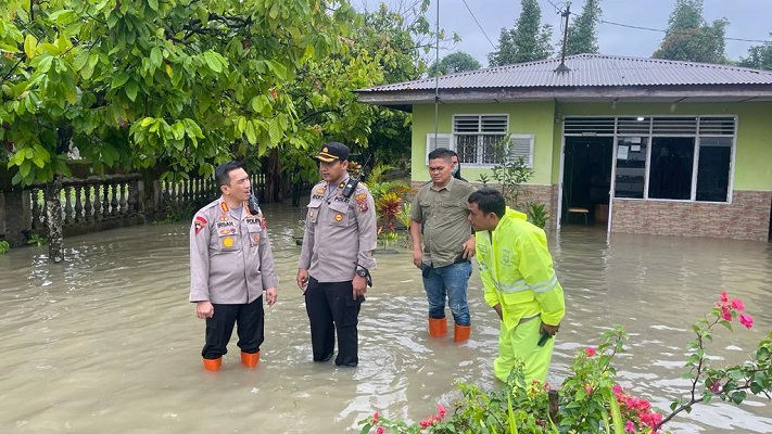 Kapolresta Deli Serdang Mengecek Lokasi Banjir