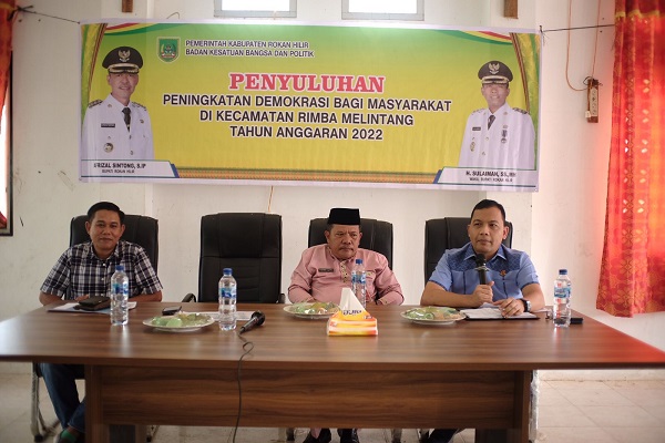Kejari Rohil Menggelar Penyuluhan Peningkatan Demokrasi Pemilu 2024 di Kecamatan Rimbo Melintang