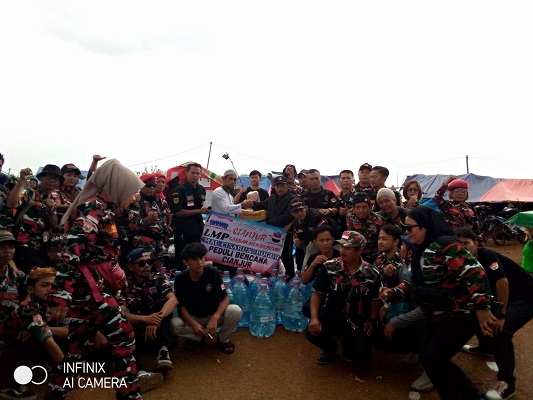 LMP MAC CISARUA Berikan Bantuan untuk Korban Gempa di Cianjur