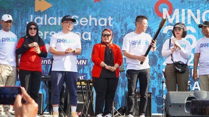 Dalam Rangka HUT Kementerian BUMN ke-25, Ribuan Masyarakat Bagansiapiapi Antusias Ikuti Jalan Sehat