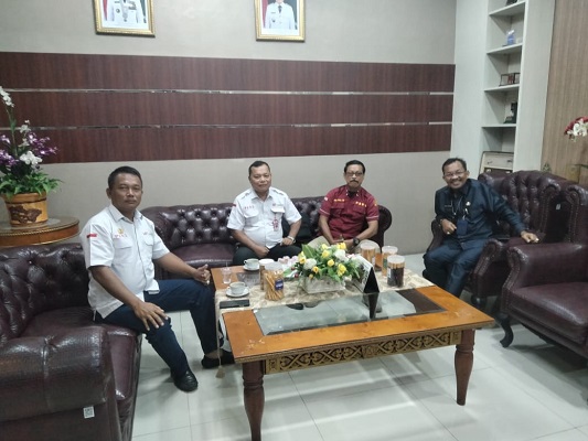 Kadis Kominfo Sumut Dr. Ilyas Sitorus Menerima Kunjungan