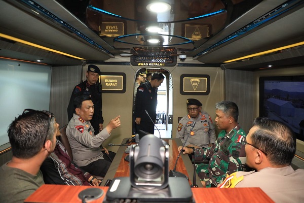 Mobile Command Center Korps Brimob Polri Mendukung Polda Sumut dalam Pengamanan F1 Power Boat