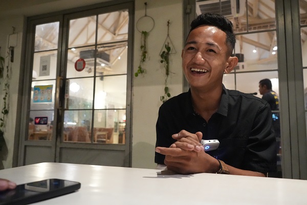 Fasilitasi Cafe Taat Pajak dengan Penampilan Live Music, Pemko Medan Gandeng Musisi Jalanan Hibur Pengunjung Cafe