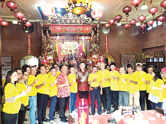 Hasyim Menghadiri Ultah Dewa Hui Tek Cun Ong