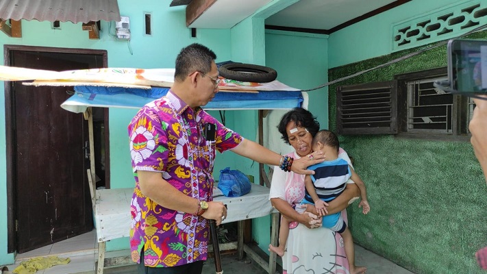 Wong Chun Sen Cek Kondisi 5 Anak Stunting di 3 Kecamatan