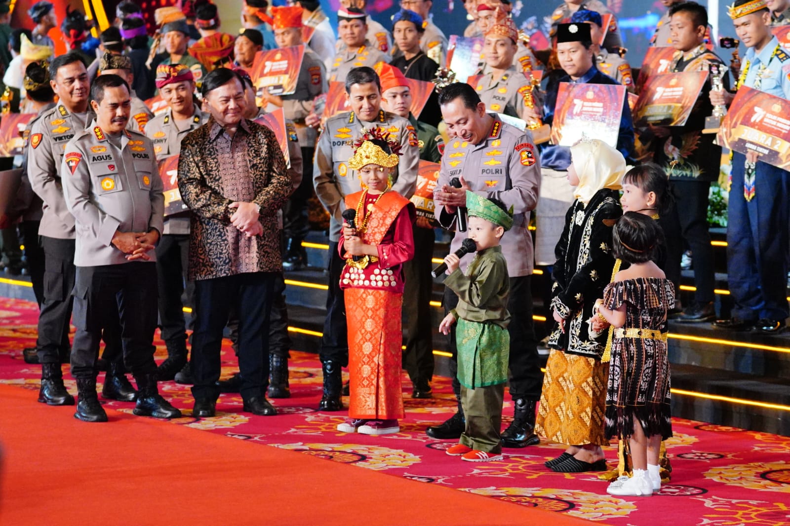 Polisi Jadi Pahlawan di Dongeng Buatan Anak, Kapolri: Tanamkan dan Jadikan Semangat Jadi Lebih Baik