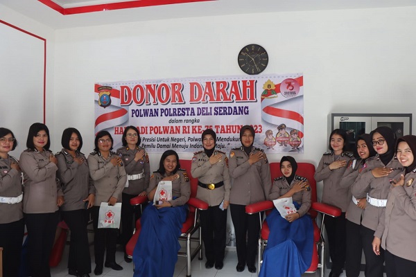 Polwan Polresta Deli Serdang Melaksanakan Bakti Sosial Melalui Kegiatan Donor Darah