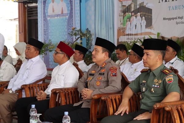 Kapolres Binjai Hadiri Tepung Tawar dan Pembukaan Bimbingan Manasik Haji Kota Binjai